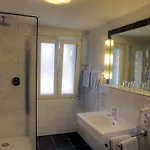 Breer S Hotel Отель Шверте