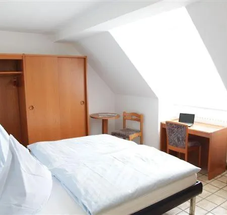 Breer S Hotel 3*