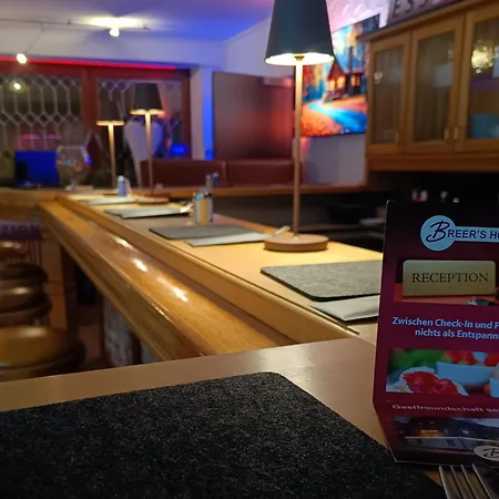 Breer S Hotel Отель 3*